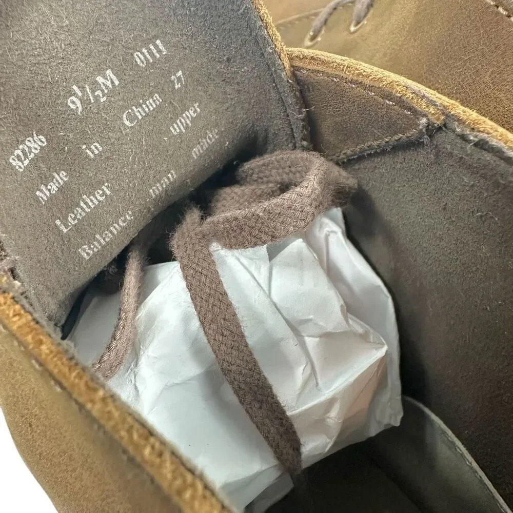 Clark’s Brown Nubuck Leather Chukka Boots Men’s Size 9.5M